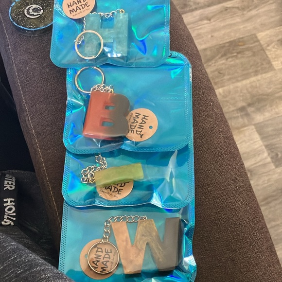 Key chains - Picture 8 of 11